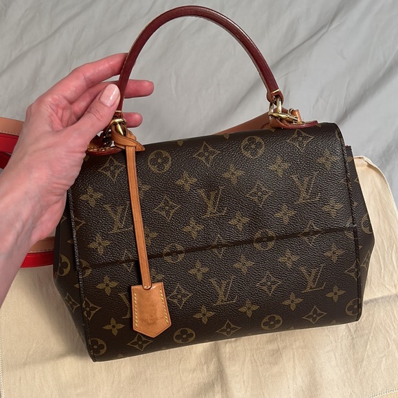 Louis Vuitton Cluny BB - Picture 3 of 13